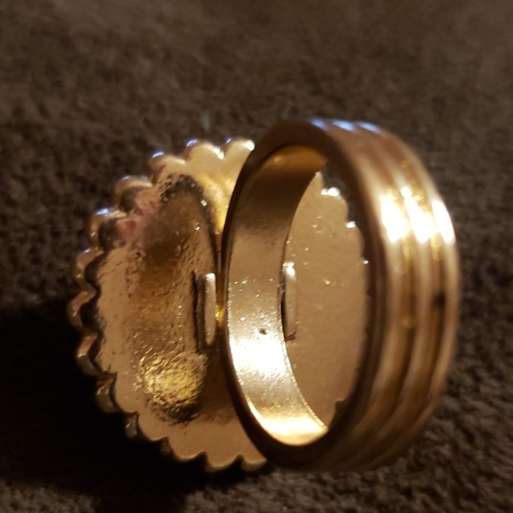 🧡Cocktail Ring 🧡 - Picture 3 of 6